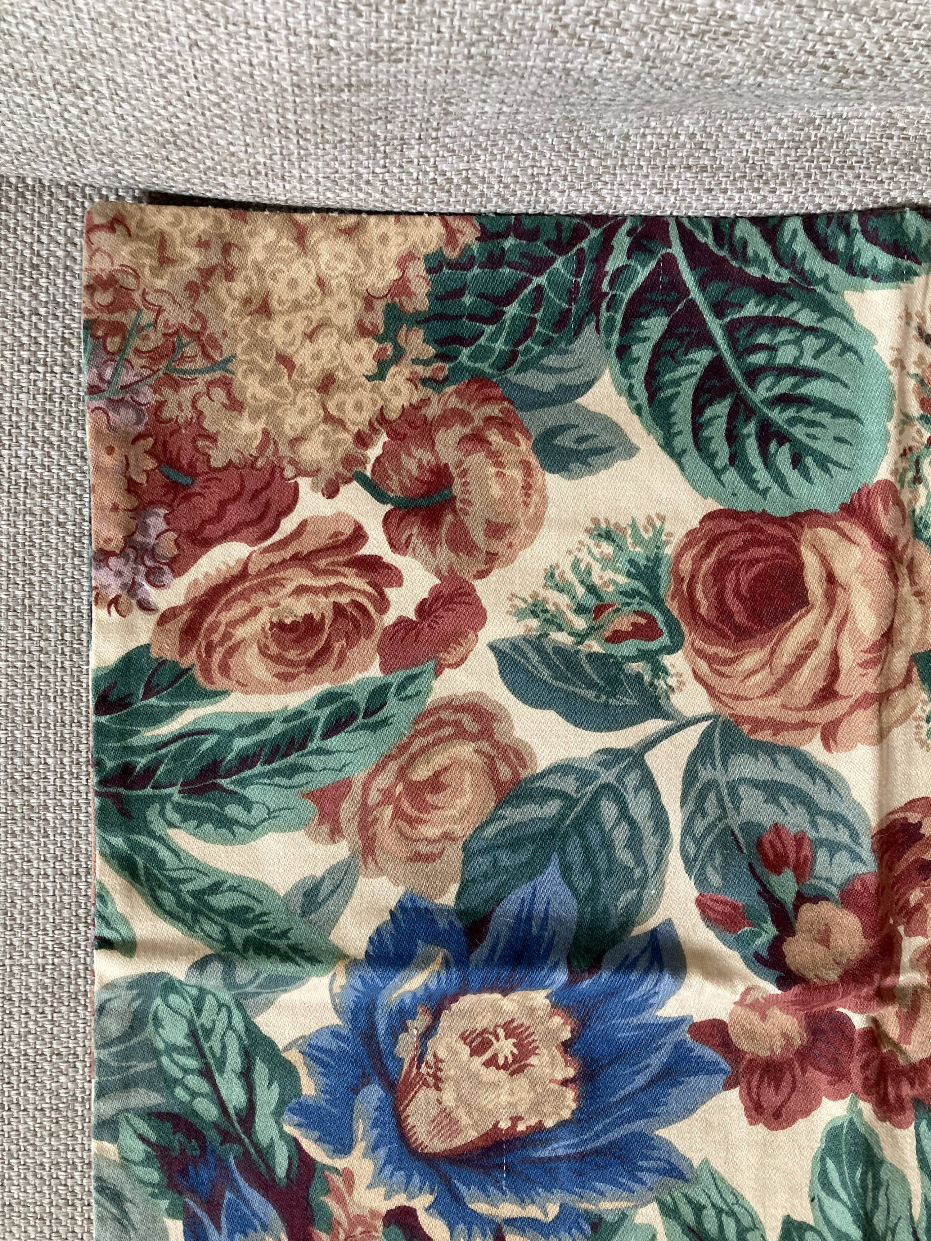 Set of 3 cushion covers in burgundy floral cotton