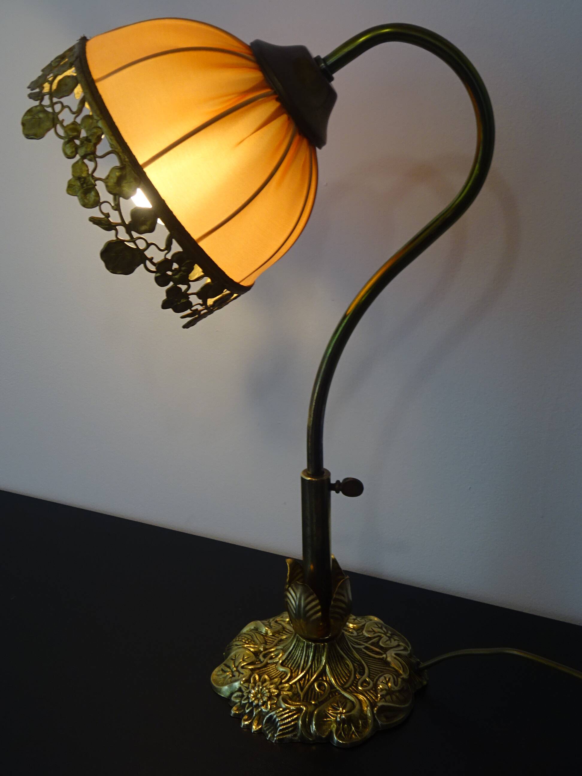 Antique swan neck lamp, Maison le Dauphin