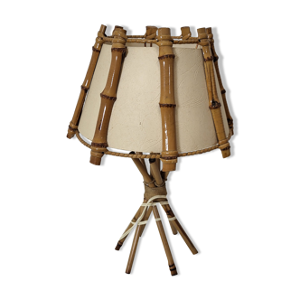 Rattan bedside lamp