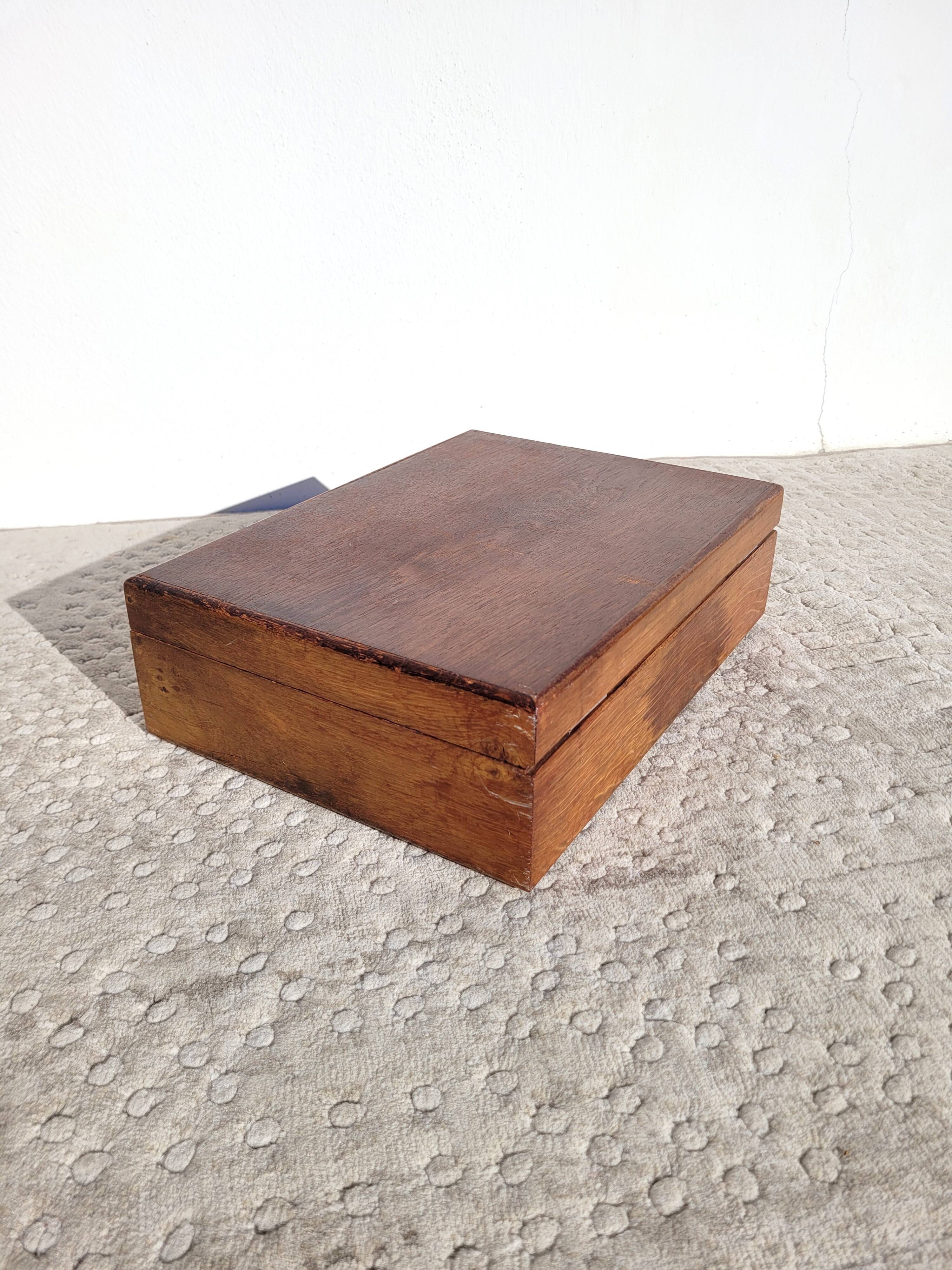 Old wooden box sewing 36x26cm
