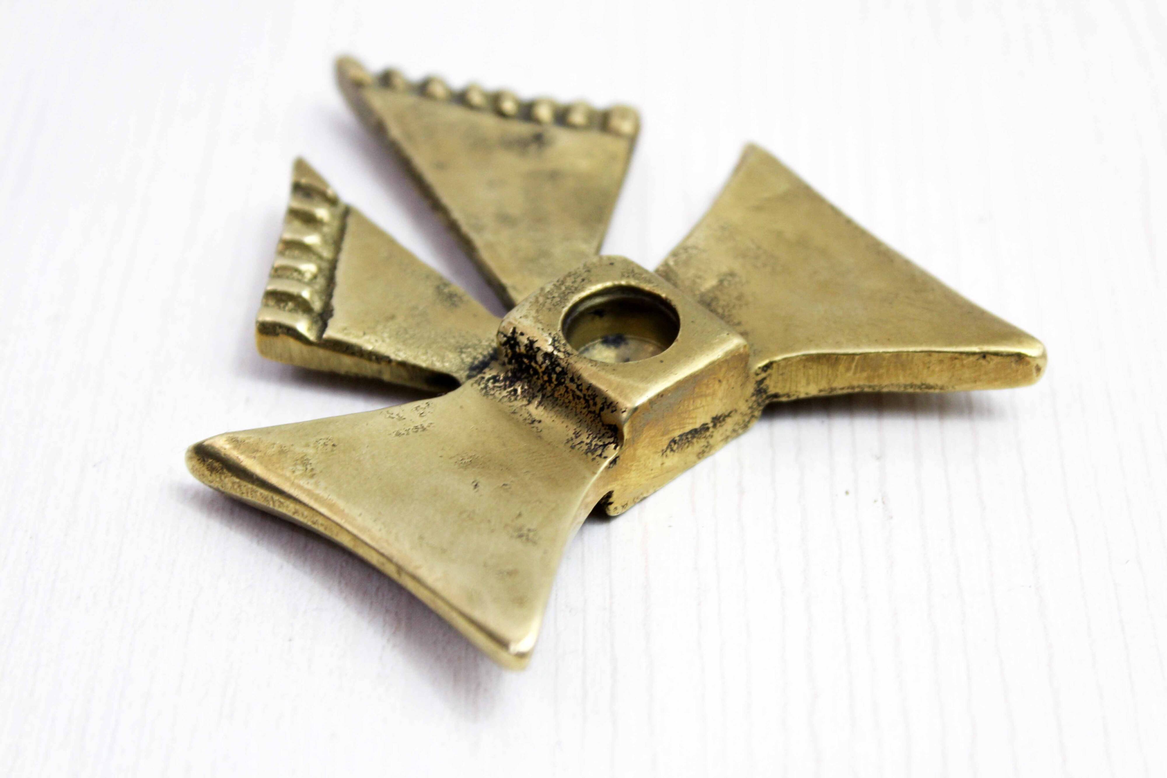 Brass bow tie candle holder 1970
