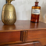 Vintage compass feet worker