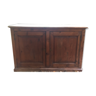 English style in pitch pine buffet