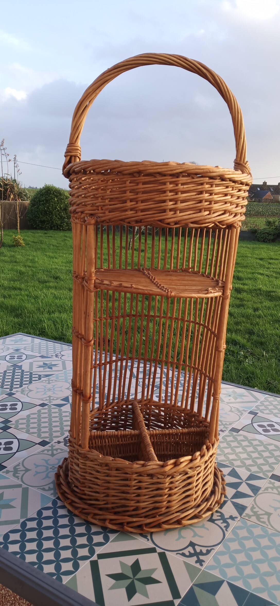 Vintage bottle holder basket