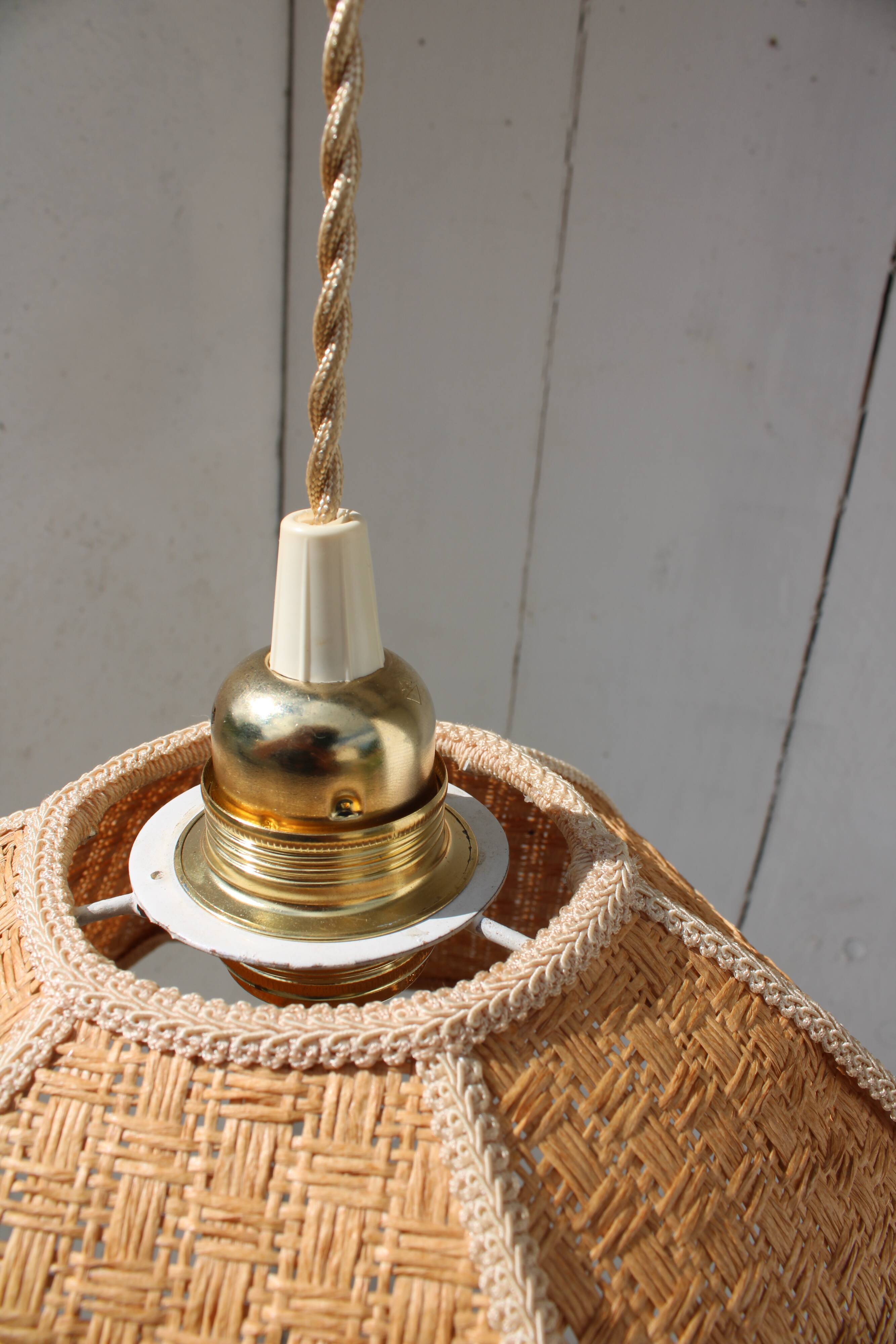 Realectrified rattan flower suspension