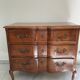 Style chest of drawers