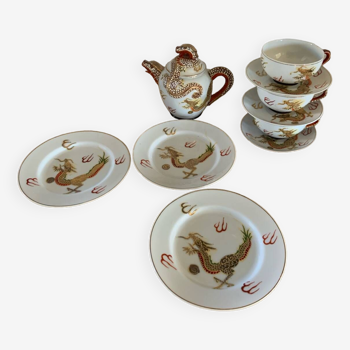 Japanese service with golden dragon pattern