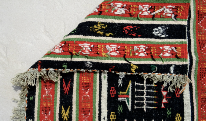 Hand woven wool rug 125x70cm