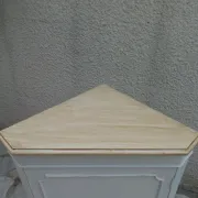 Vintage English corner cabinet enhanced in pearl grey, wooden top.