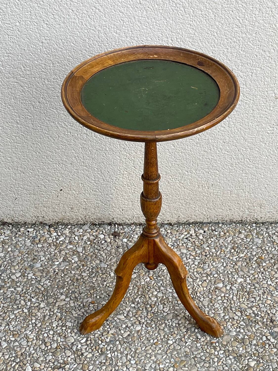 Vintage tripod pedestal table