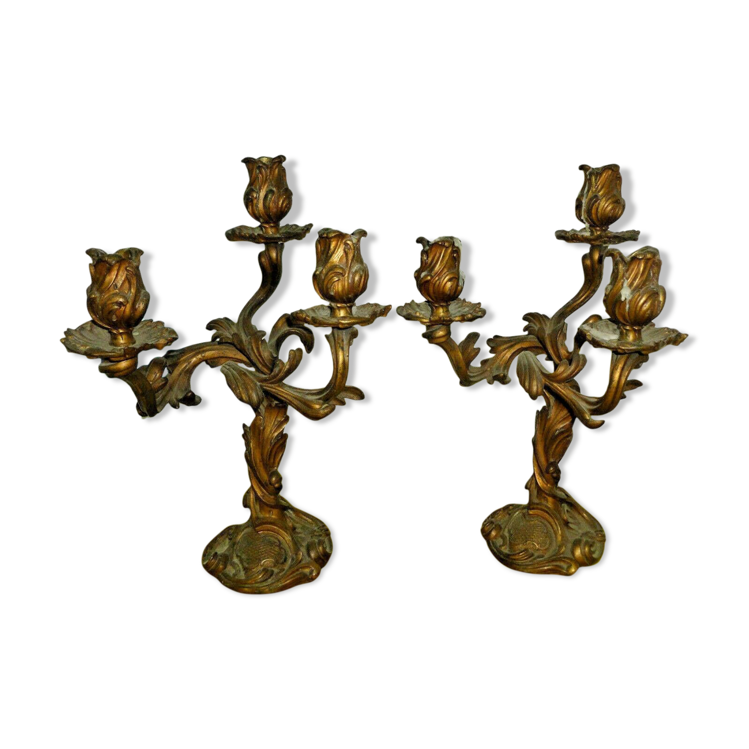 Pair of bronze chandeliers in rockery style