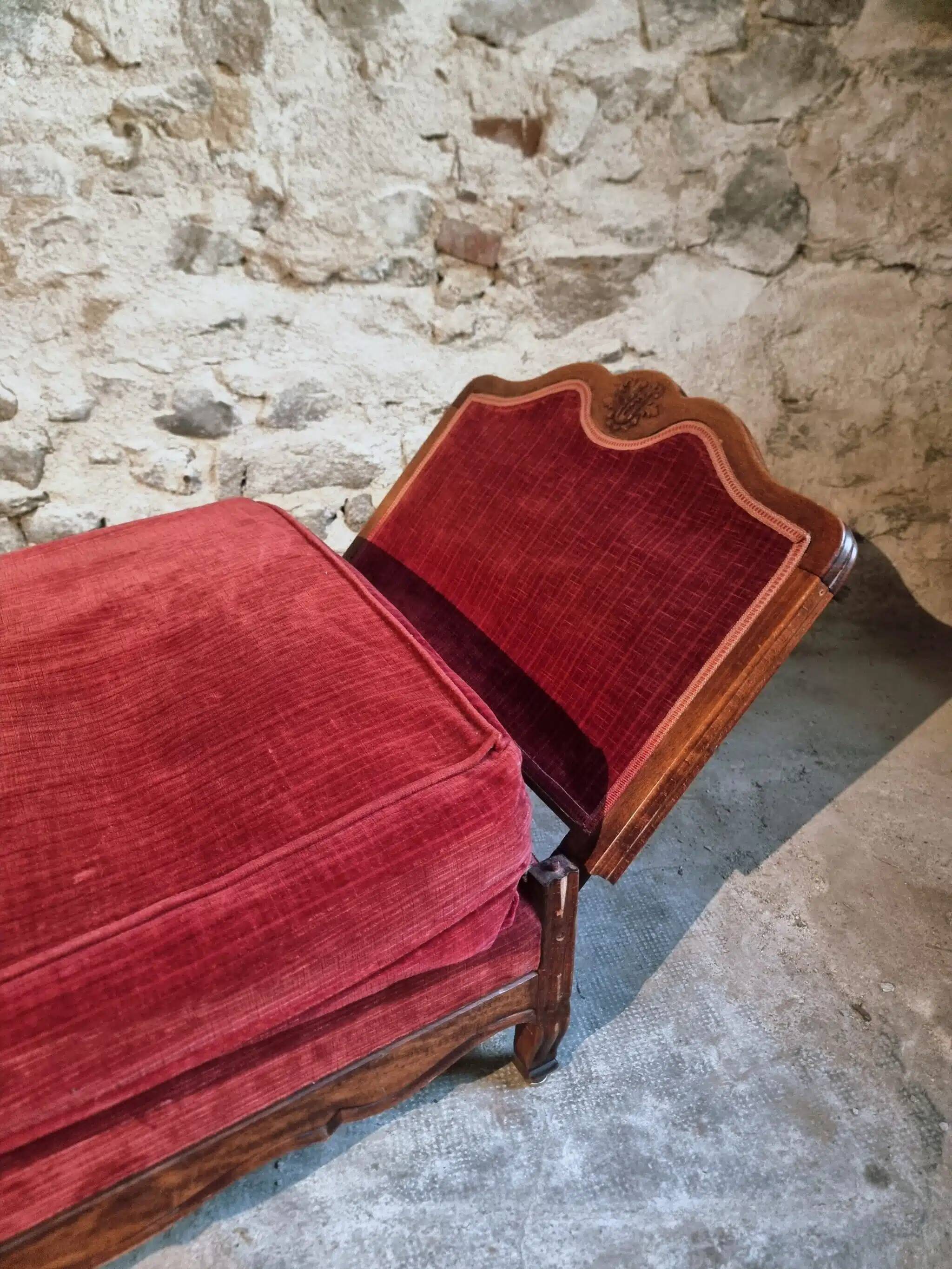 Antique French Louis XV style daybed – single bed – adjustable leg – beech frame – circa 1880–1920