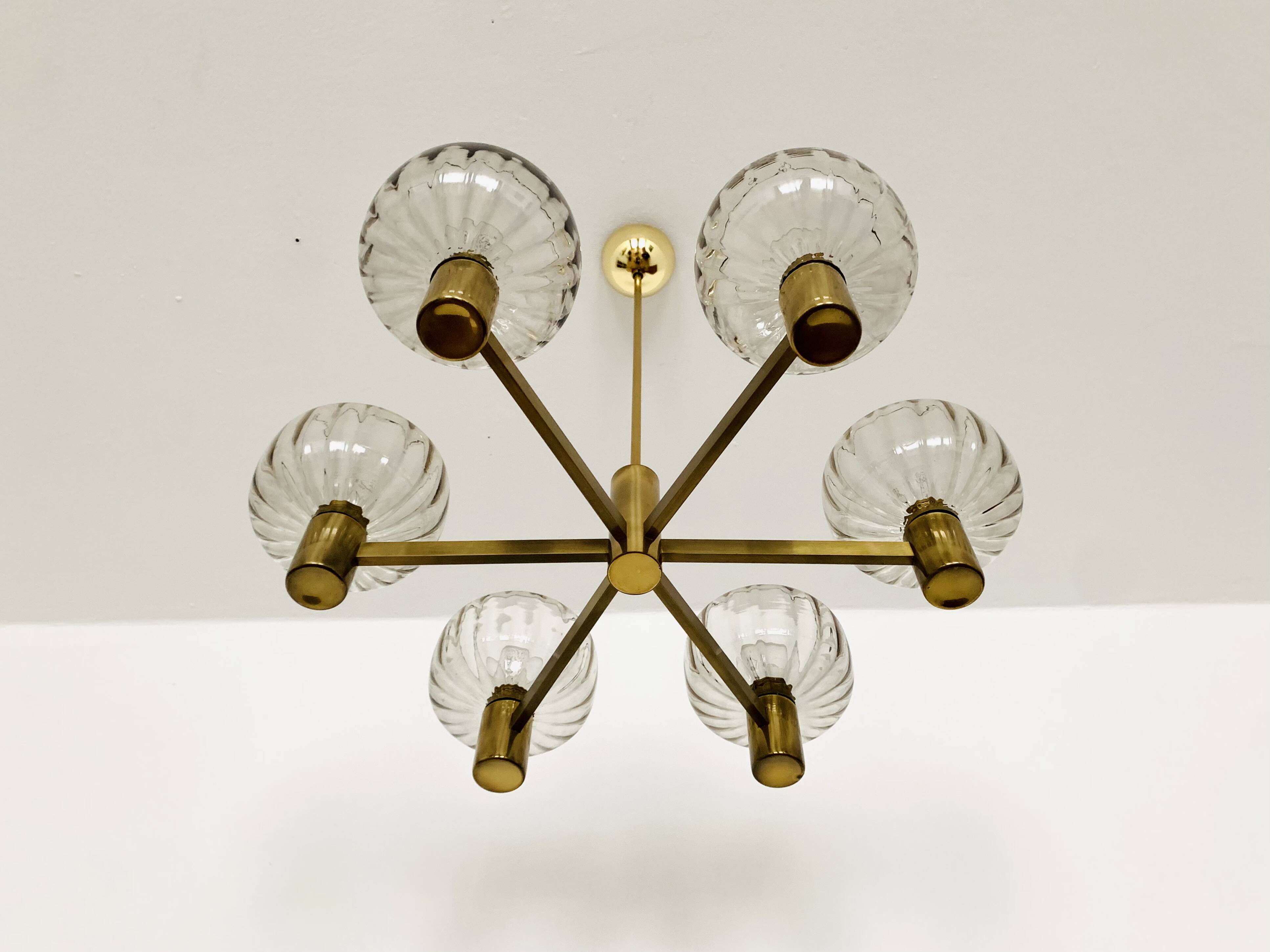 Lustre en verre fumé