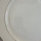 Flat plates with gold decoration