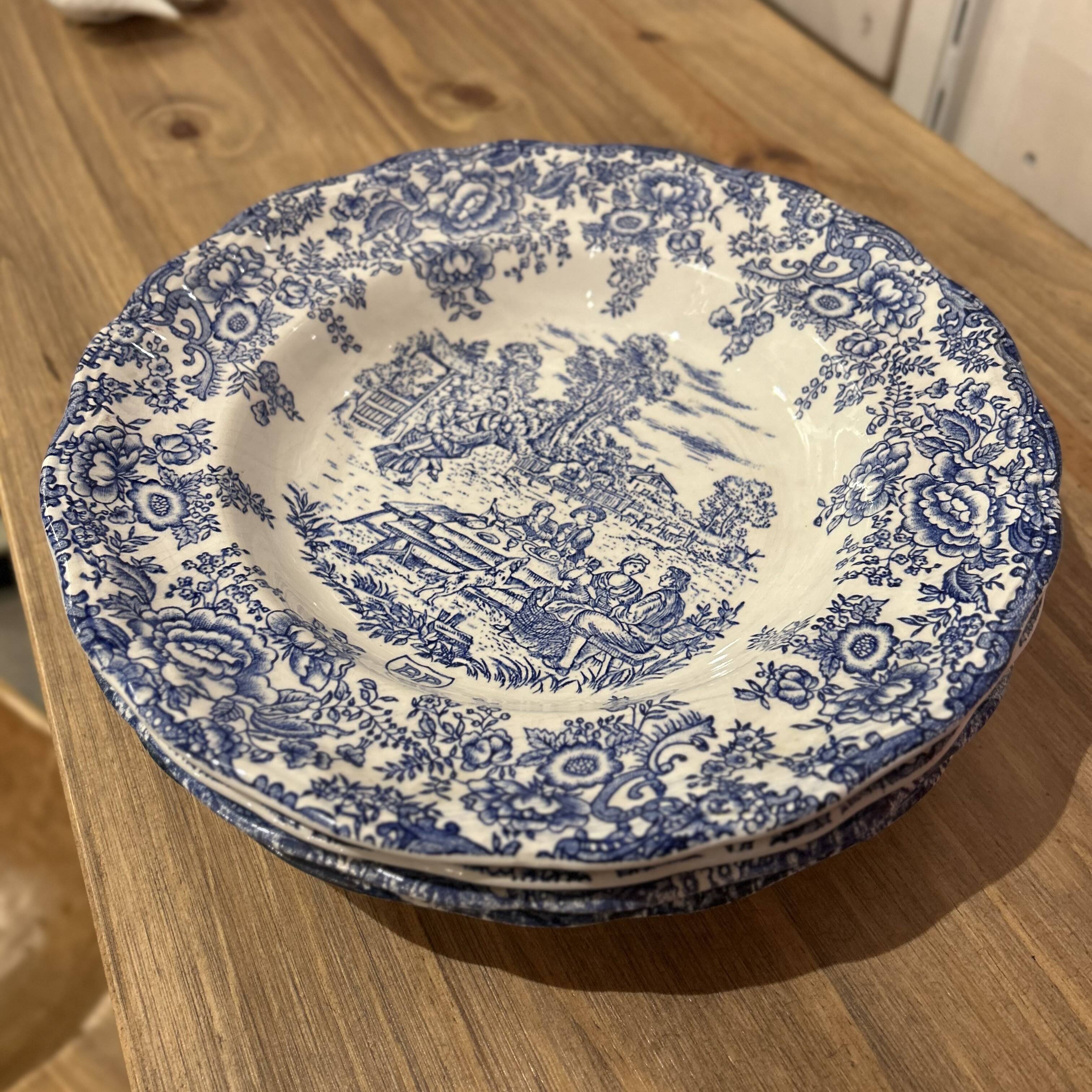 Set of 4 PB Hollow advertising plates