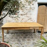 Farm table