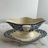 Gien sauce boat, garlands 1937, ironstone