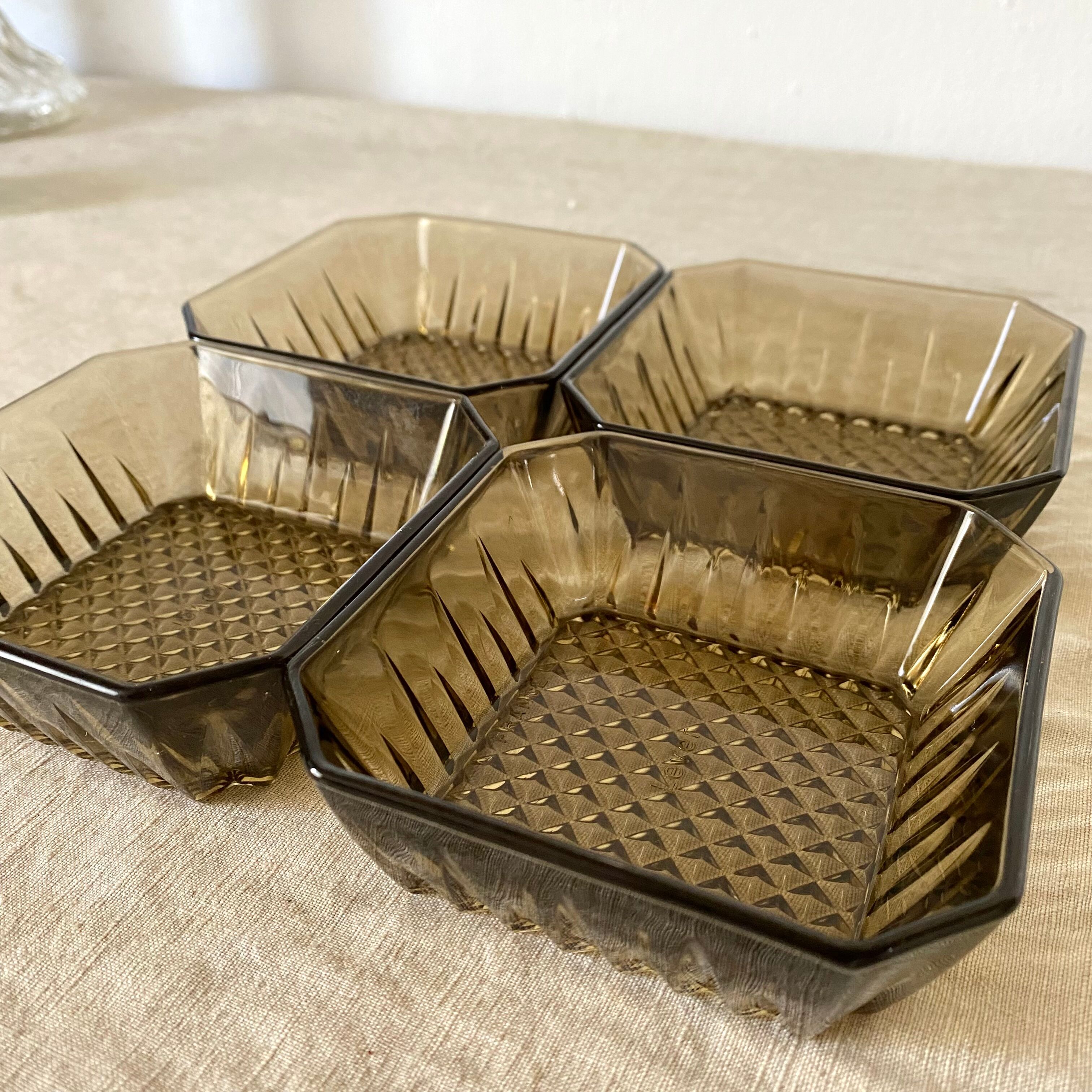 Smoked glass raviers 70s