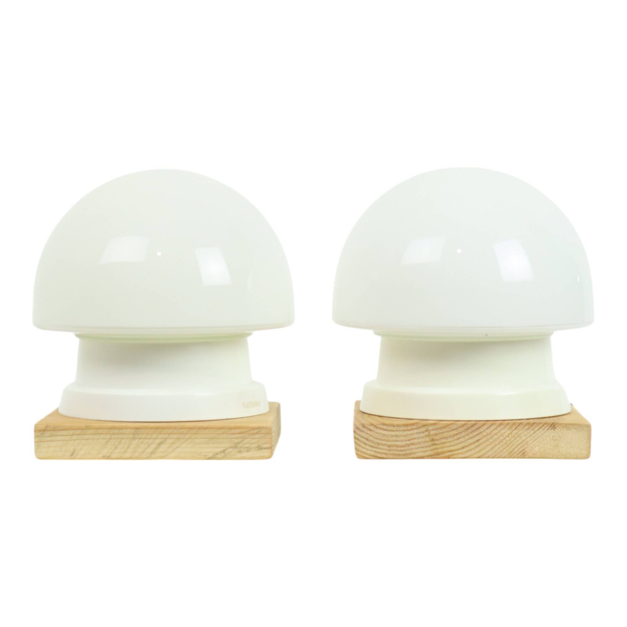 Paire de Lampes de Nuit Champignons Opaline Vintage