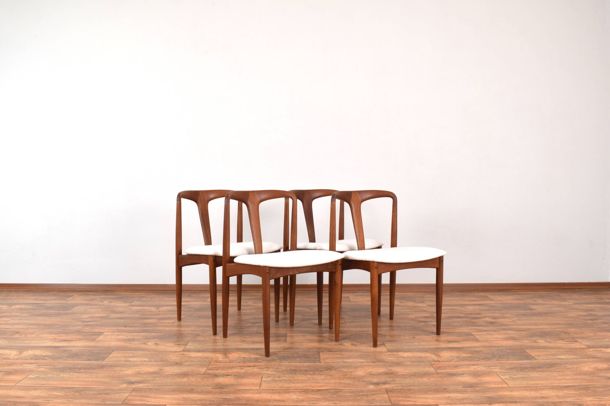 Chaise de Salle à Manger Mid-Century en Teck par Johannes Andersen pour Uldum Møbelfabrik, Danemark, 1960s, Set de 4.