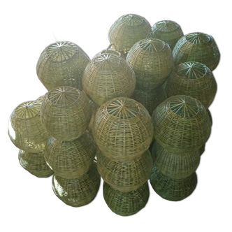 Set of 12 natural suspension wicker rigid