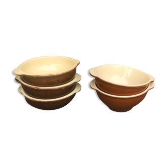 Set of stoneware bowl