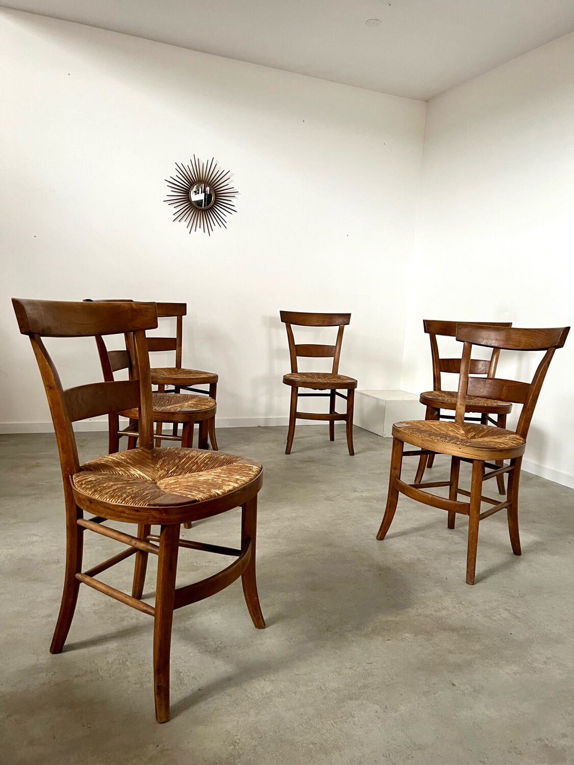 Lot de 6 chaises de ferme rustique début XX eme en bois / bistrot