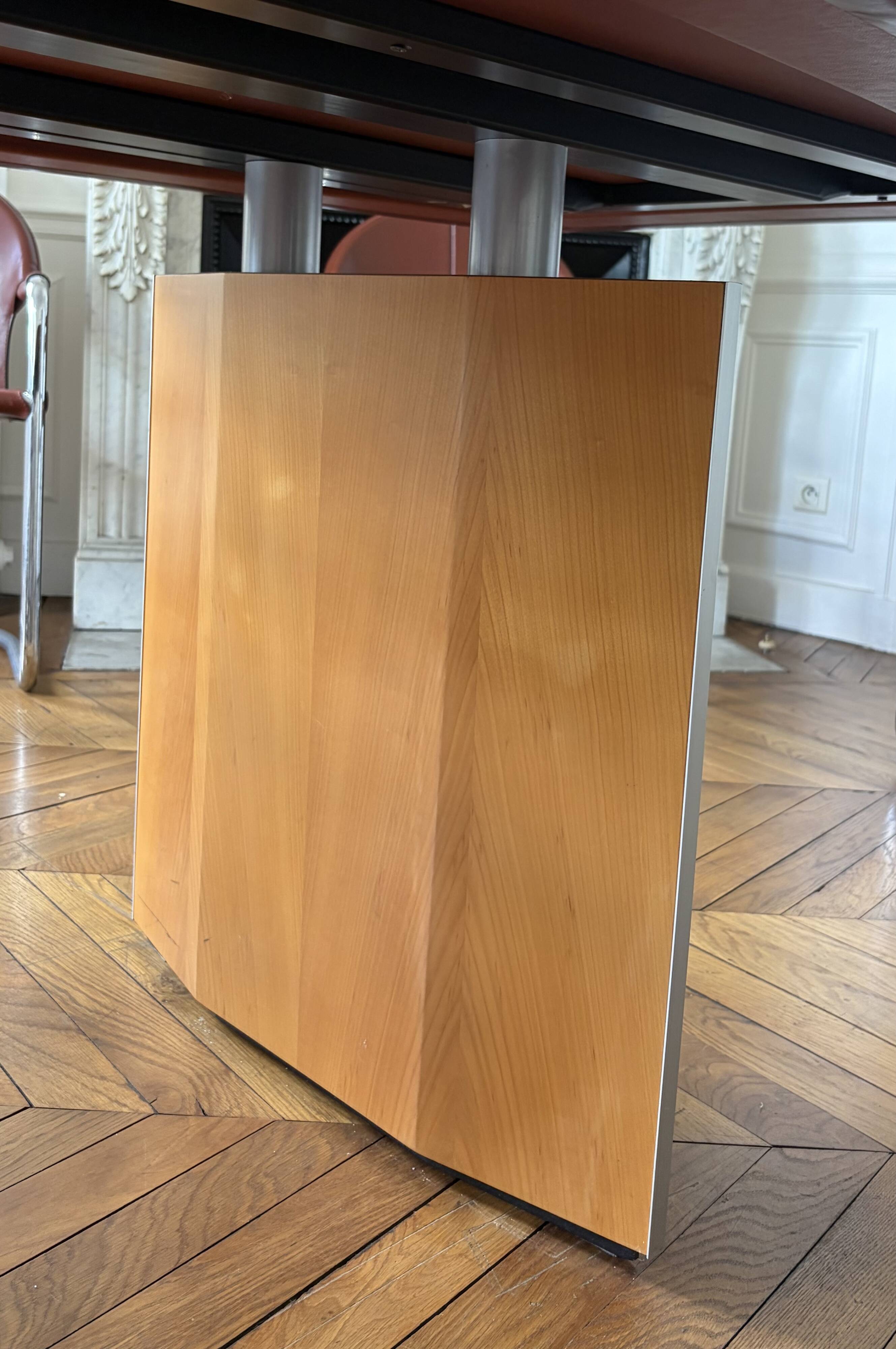 Large high-end meeting/conference table – 253 x 110 cm
