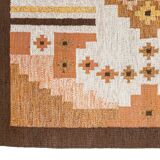 Scandinavian 20th century modern rug by Maj Svanström. 245 cm x 167 cm.