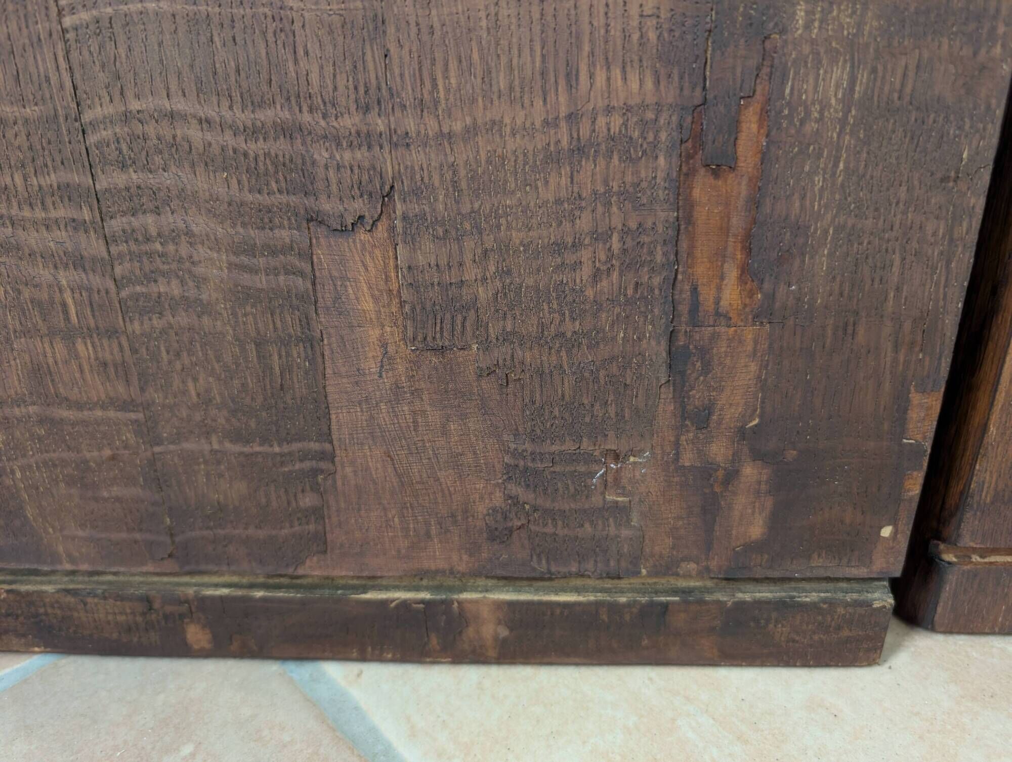Bookshelf 60'