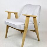 Fauteuil Modèle 366 Bouclé Beige par Józef Chierowski, 1970s