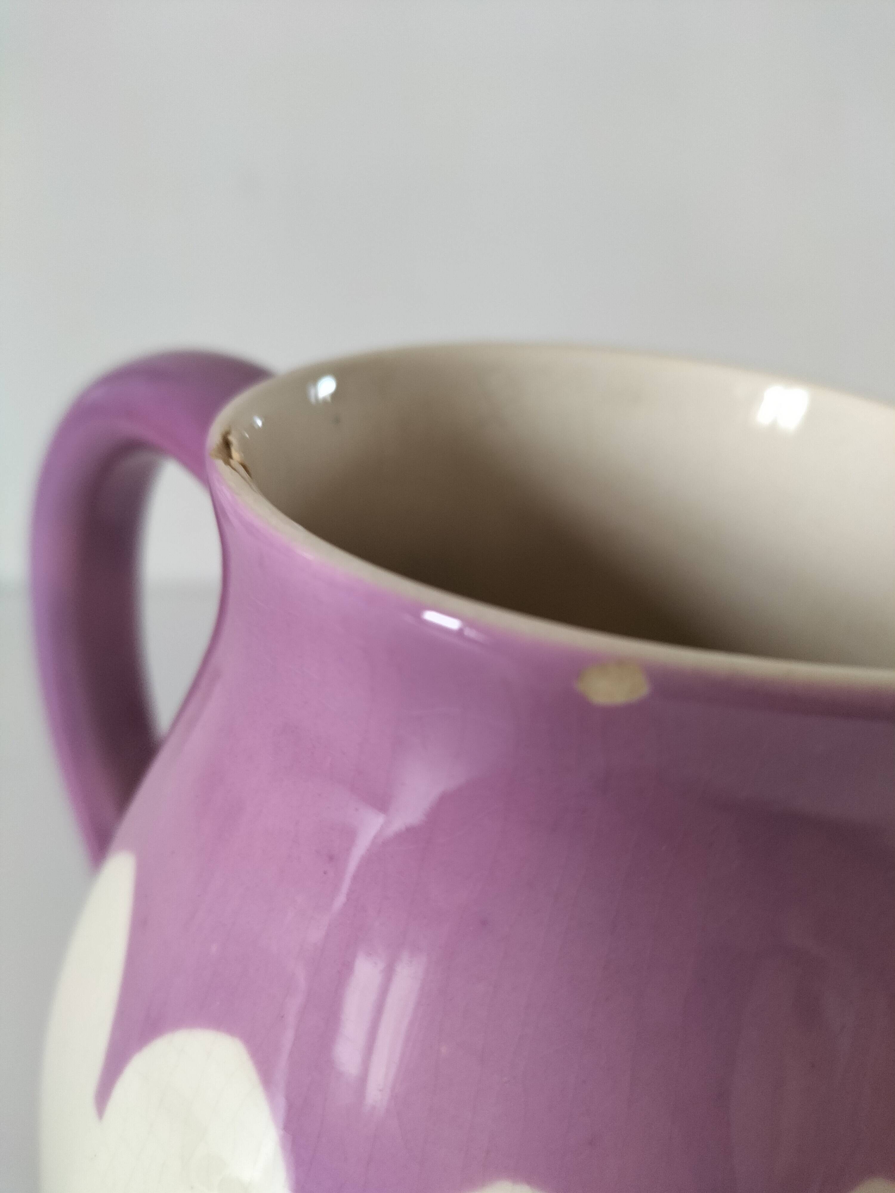 Pichet Villeroy & Boch Mettlach Ehrang, cream and plum