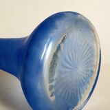 Vase en verre soufflé effet givré bleu et vert vintage
