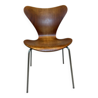 Fritz Hansen vintage design chair