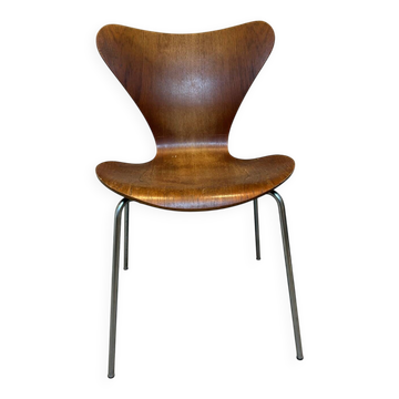 Fritz Hansen vintage design chair