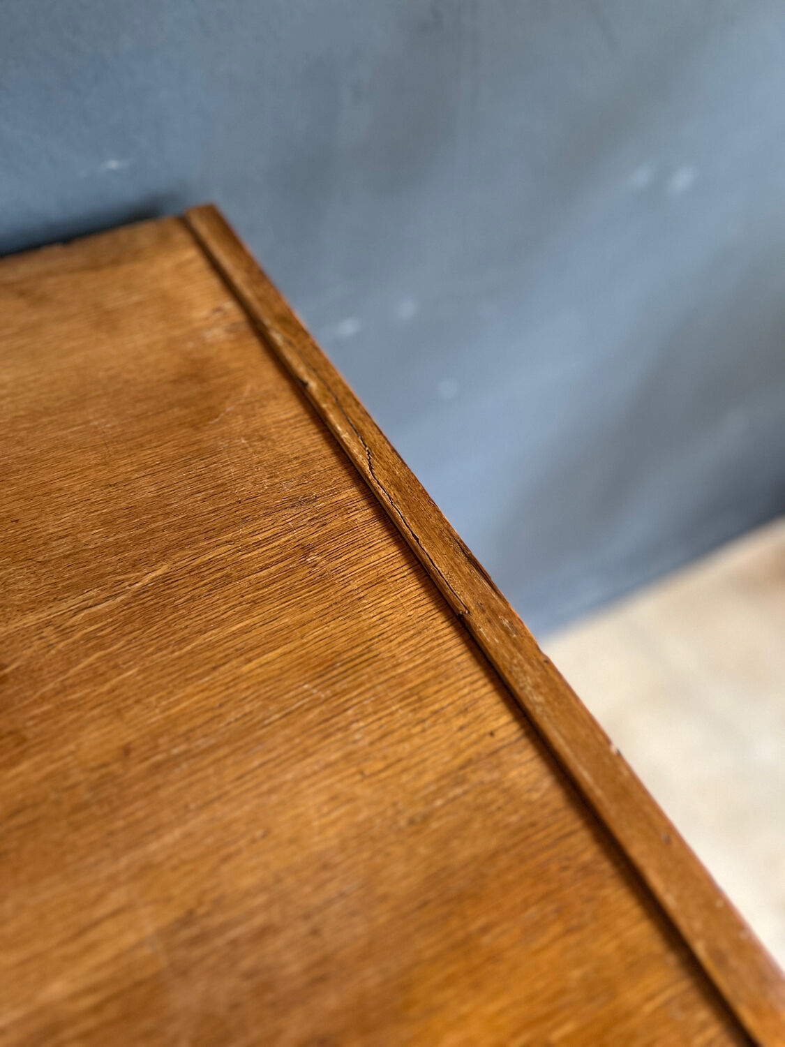 Vintage chest of drawers
