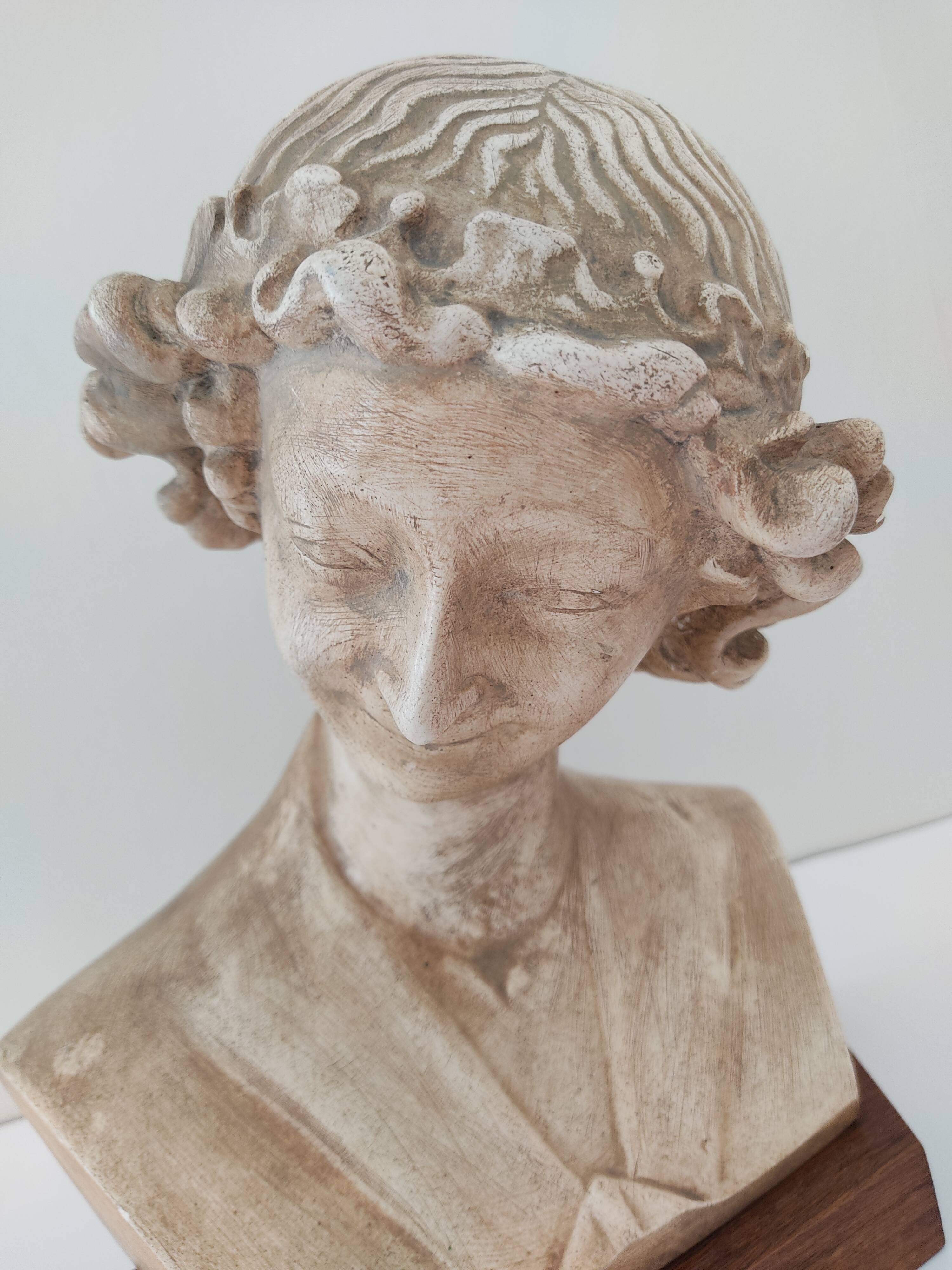 Buste l'ange au sourire de Reims