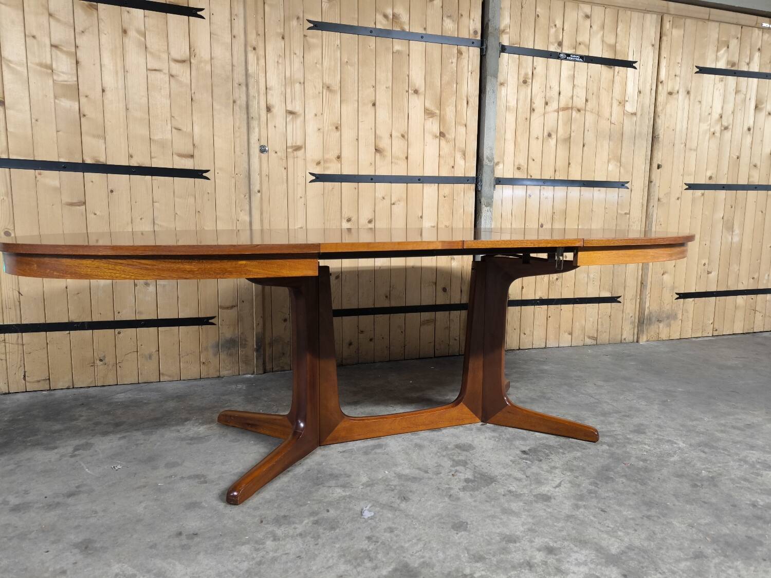 Vintage Baumann oval table