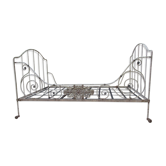 Ancient iron forge bed