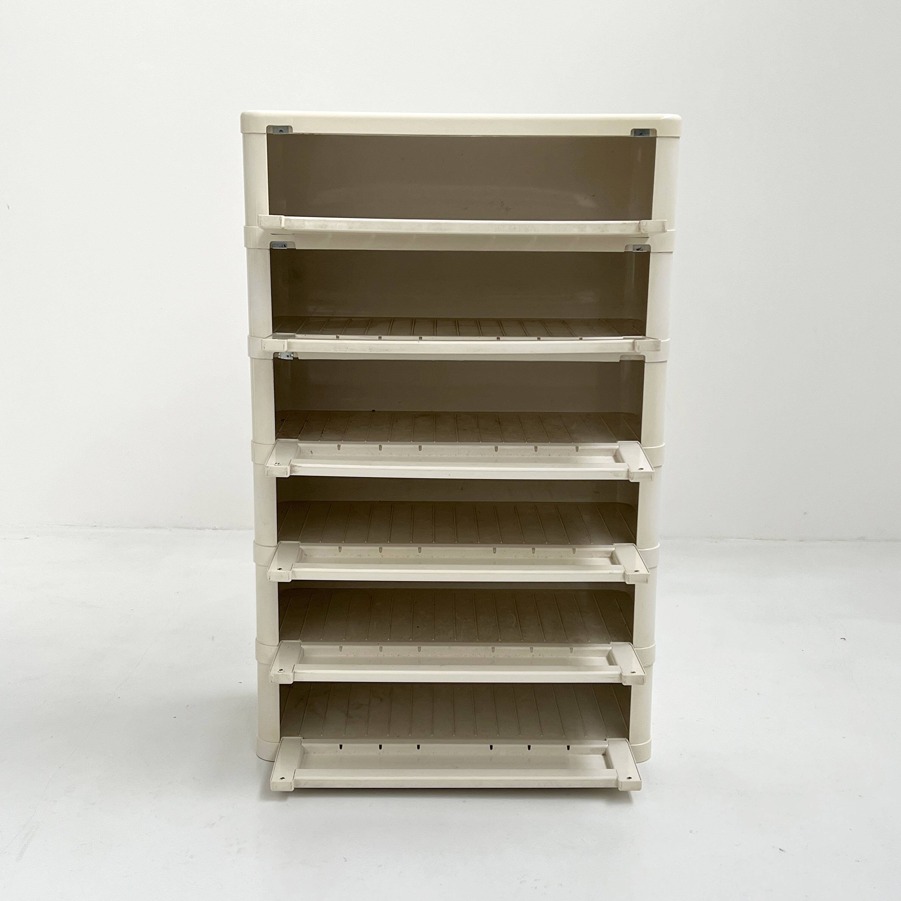 Cabinet blanc modèle “4964” par olaf von bohr pour kartell, 1970