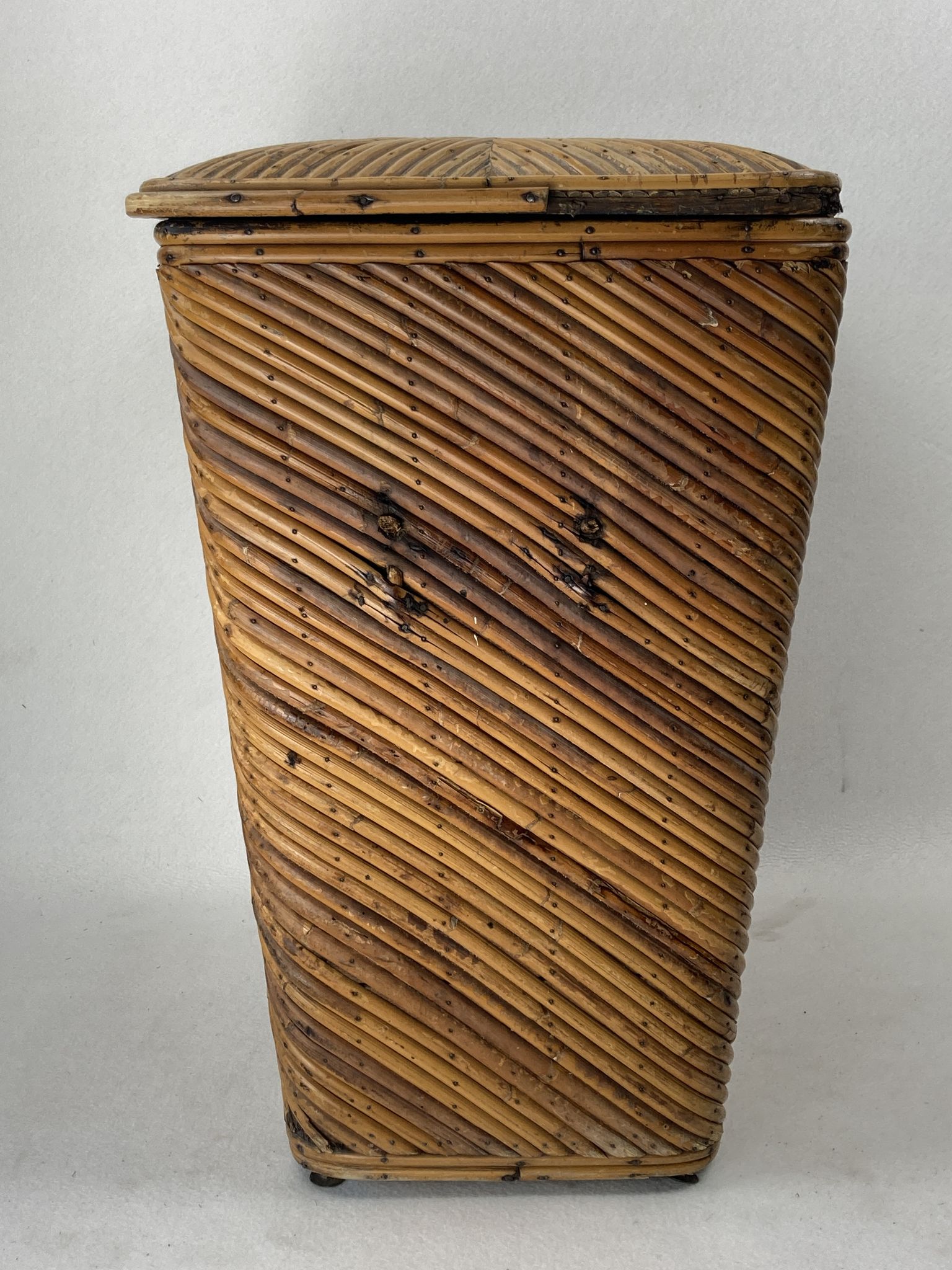 Pencil reed rattan bamboo chest or trunk, 1950s-1960s