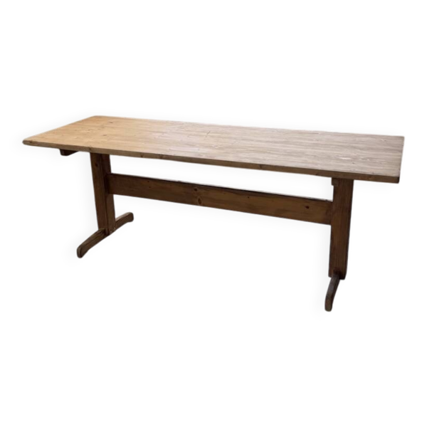 Table de repas pin mobilier de montagne perriand