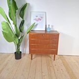 Small mid-century modern chest of drawers with four drawers – Scandinavian design in teak, 1960s