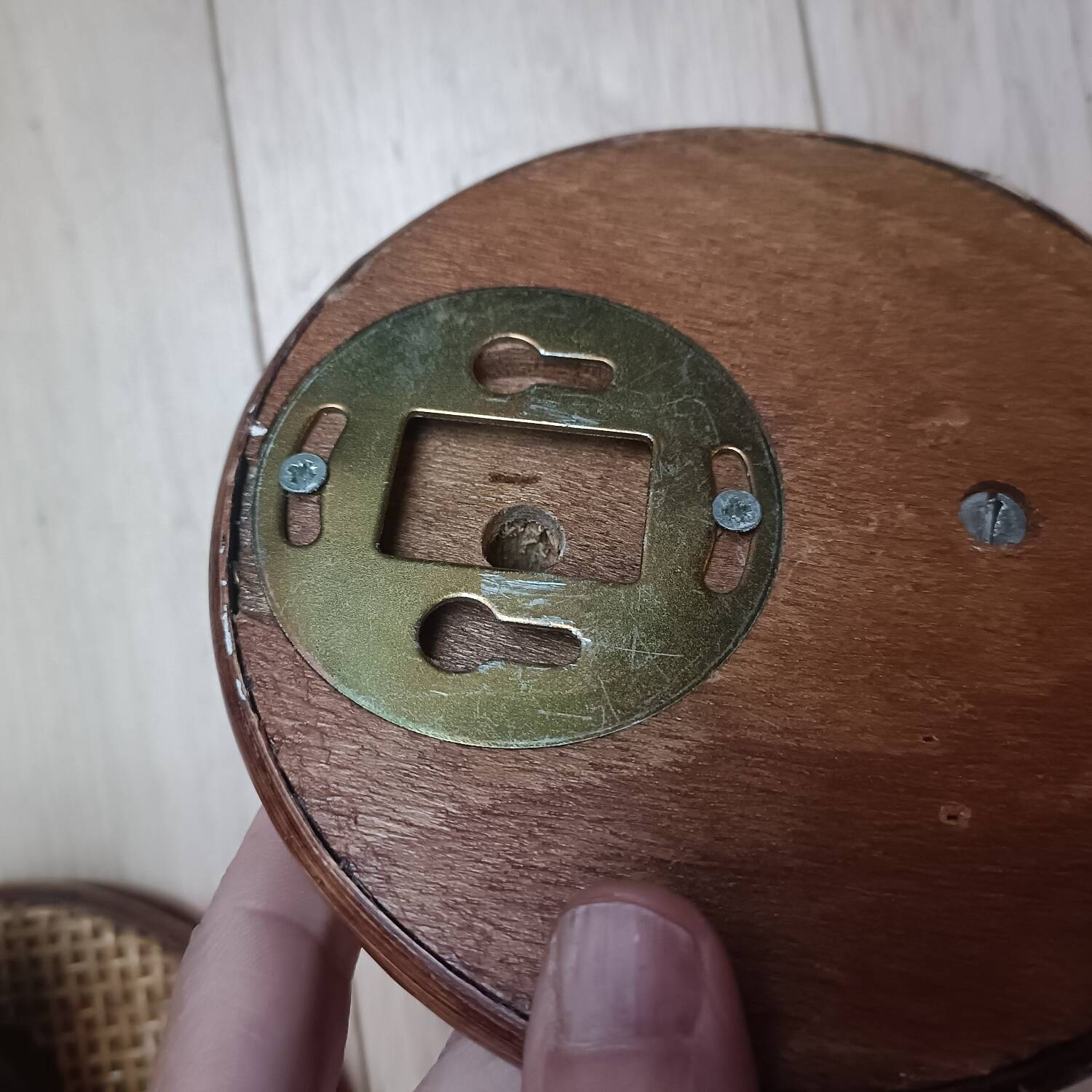 Pair of wall lights in rattan and caning