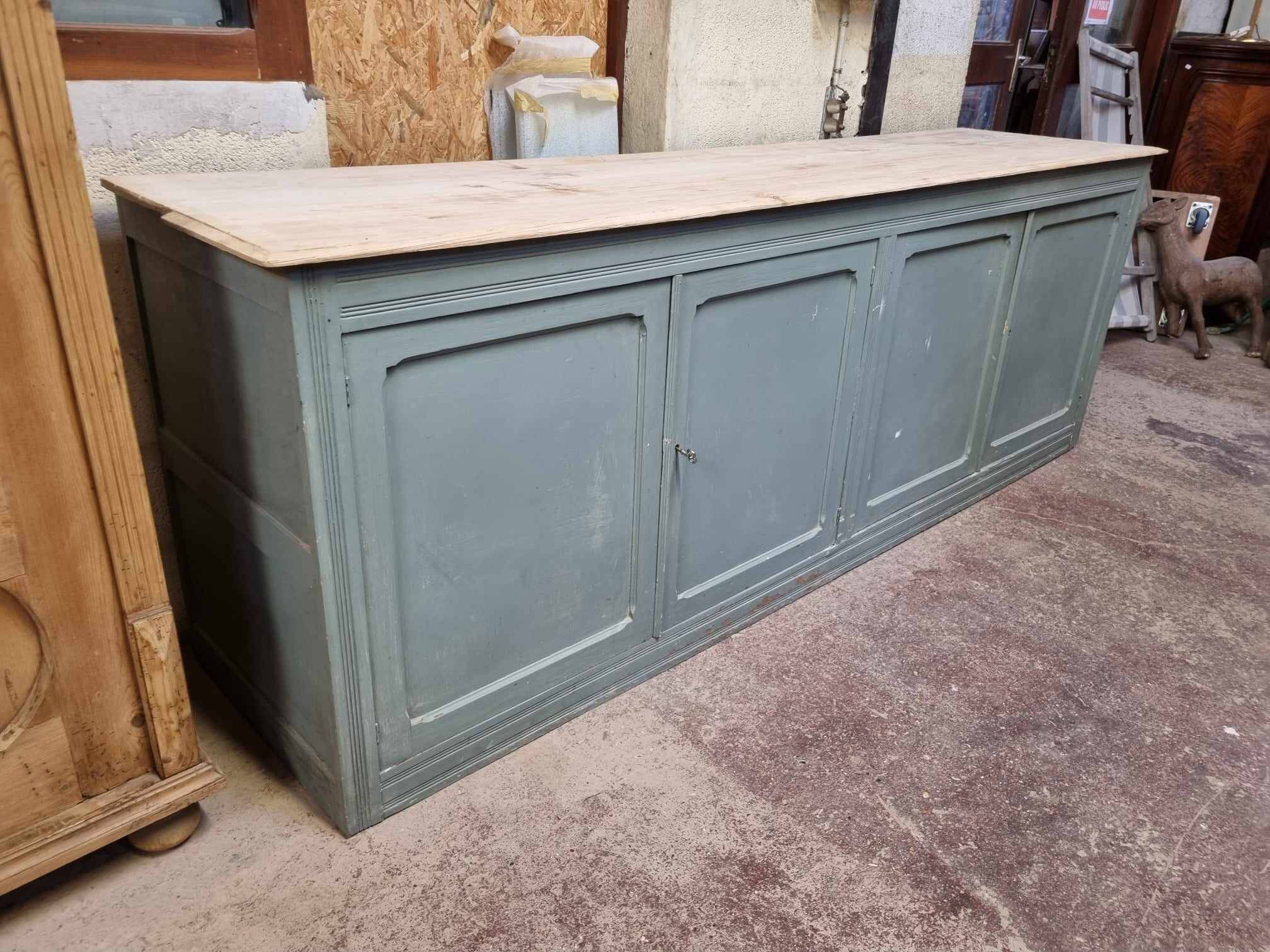 4-door trade furniture