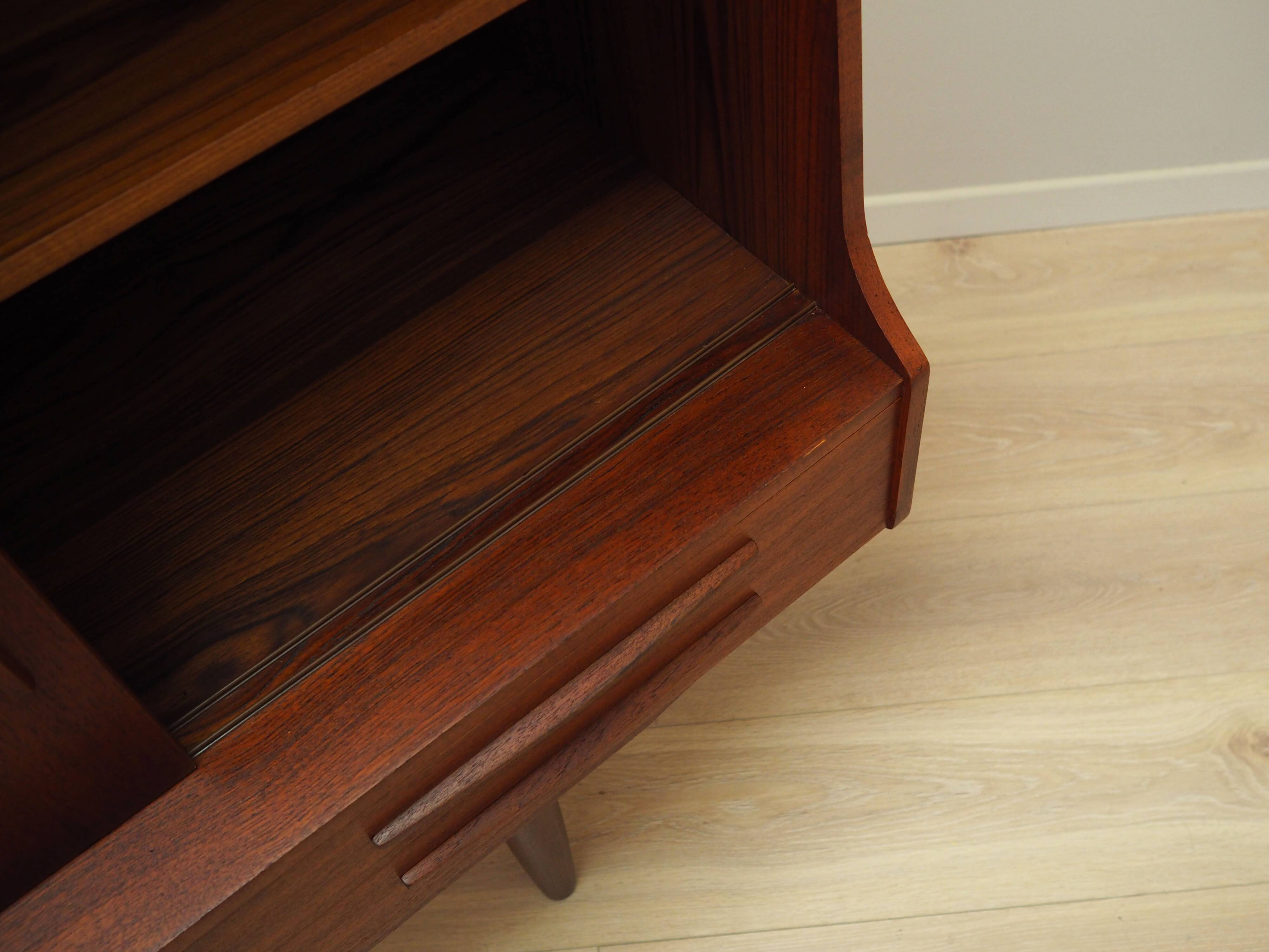 Enfilade en teck, design danois, années 1960, production : Danemark