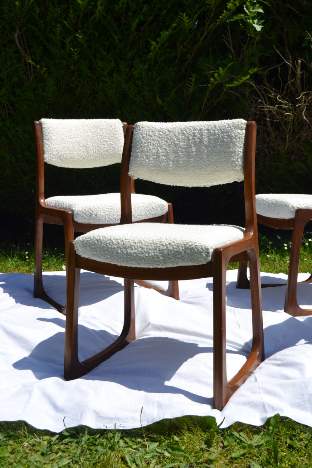 4 Baumann sleigh chairs
