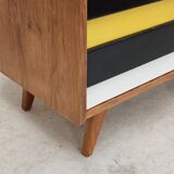 Buffet commode U453 jaune 8 tiroirs bois par Jiri Jiroutek pour Interier Praha 1960