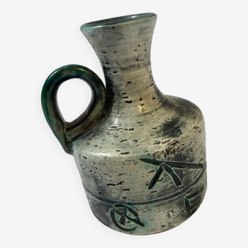 Ceramic jug