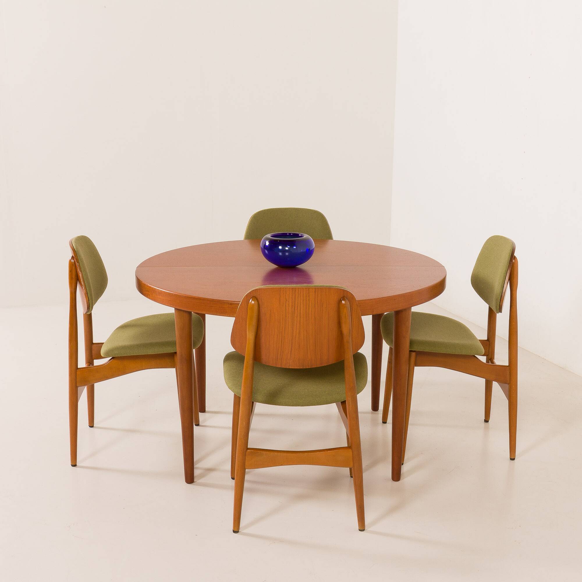 Arne Hovmand Olsen style Scandinavian mid century chairs, set of 4, 1970s